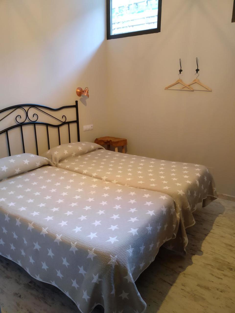 As Miguinas Do Cebreiro Hotel Пиедрафита Екстериор снимка