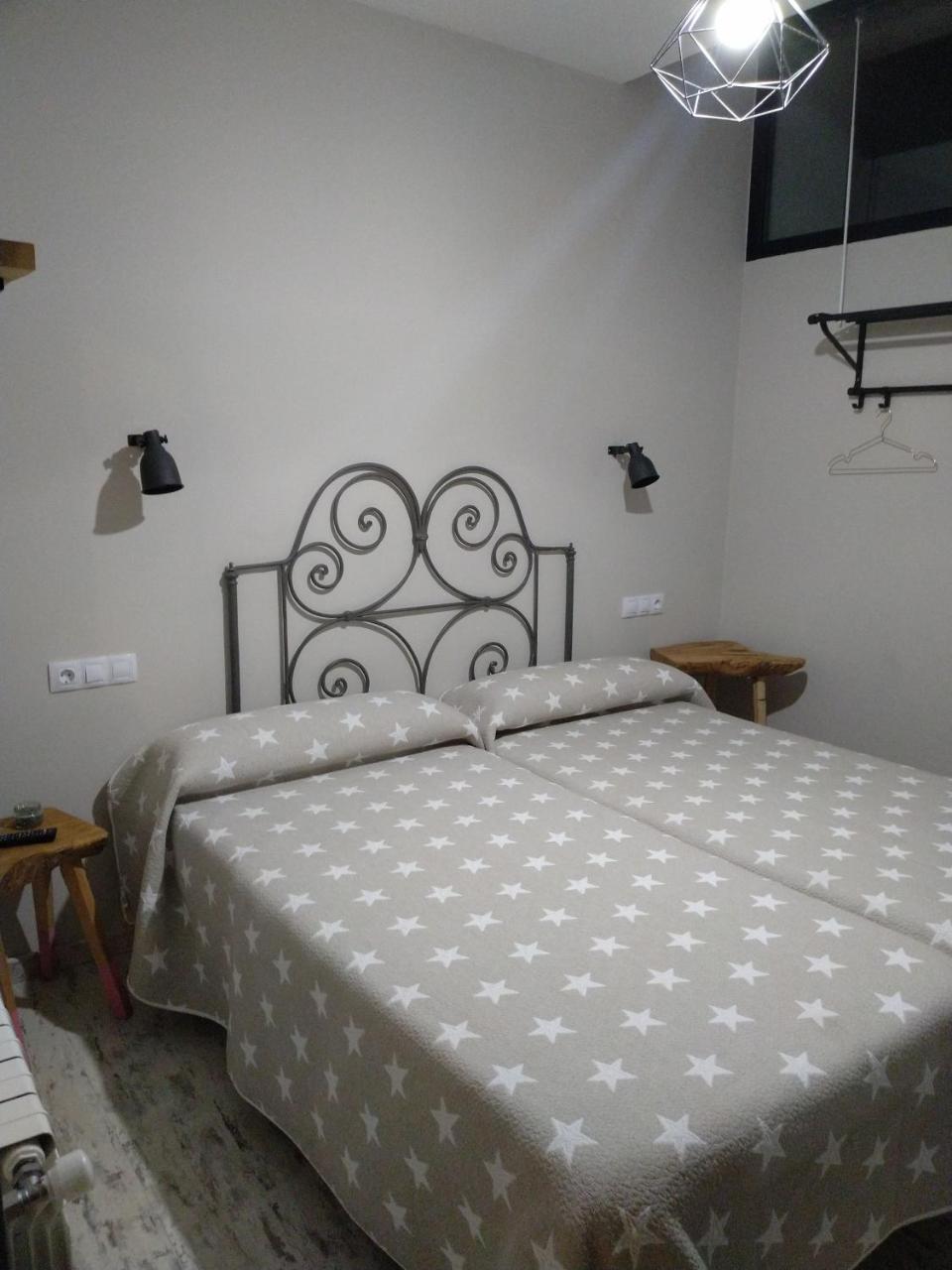 As Miguinas Do Cebreiro Hotel Пиедрафита Екстериор снимка